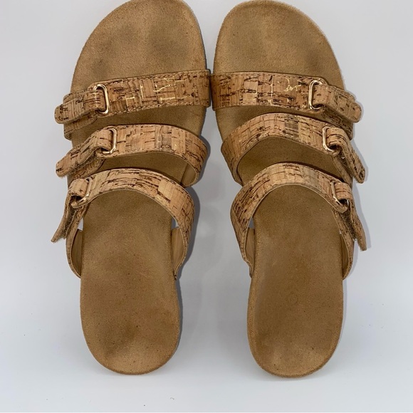 Vionic Radia Women's Size 6 Cork Gold Wedges Sandals Strappy Buckle GUC - Picture 4 of 10